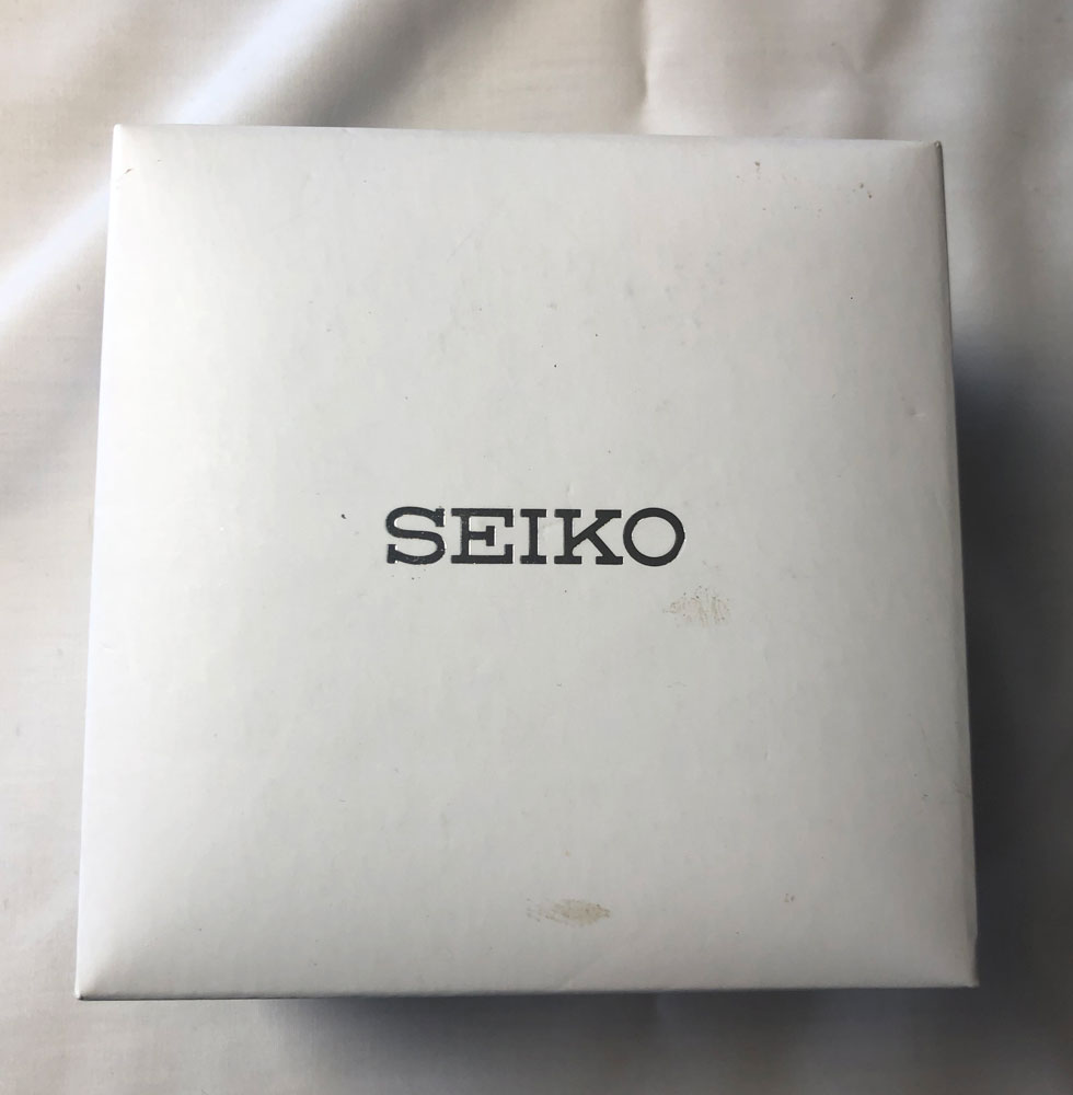 SEIKO-7T62-0KY0---box The Watch Cabinet Product Image